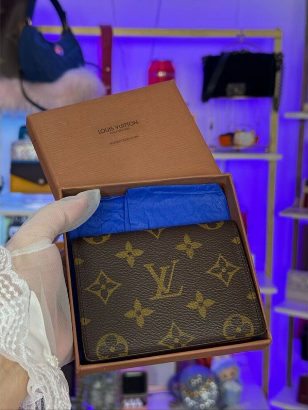 Rare Louis Vuitton Vintage Monogram Canvas Leather Card Holder/ID Wallet
